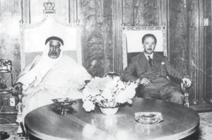 الشيخ عبدالله السالم الصباح مستقبلا الوصي الأمير عبدالإله في بغداد 1945م