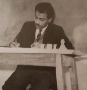 مدرس حصة الرسم الأستاذ محمدالغصين 