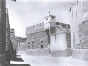 أحد مساجد المدينة في الكويت القديمة 