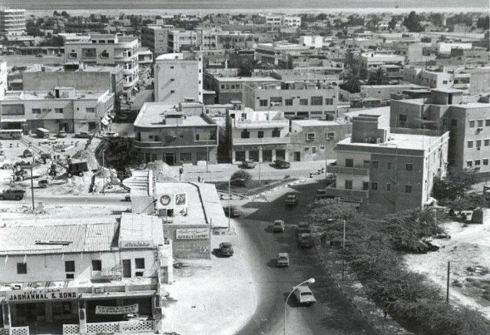 دبي كما بدت شوارعها ومبانيها قديما