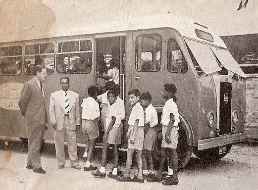 صورة باص مدرسة سنة 1955 البصرة – العراق