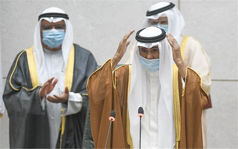 سمو الأمير نواف الأحمد في جلسة النطق السامي في البرلمان