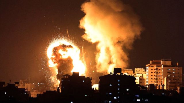 قصف اسرائيلي على مدن غزة ليلاً
