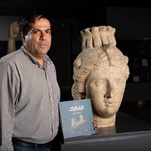حسن عبدالبصير مدير متحف الآثار في مكتبة الإسكندرية