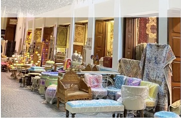 لقطة أرشيفية لأسواق شعبية ومقاهي شعبية في البحرين 