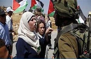 متظاهرات فلسطينيات 