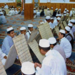 Read more about the article يتحرزون من البول ولا يتحاشون الغيبة !