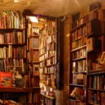 Read more about the article لماذا تتخلى عن مكتبتك ..؟!