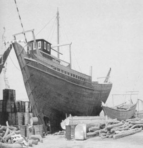 سفينة كويتية