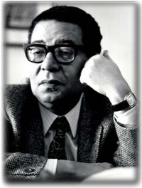 الكاتب أحمد بهاء الدين 