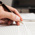 Read more about the article عندما يكتب الكاتب في غير اختصاصه ..!