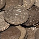 Read more about the article مع العملة الإسلامية