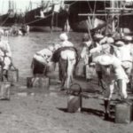 Read more about the article الكويت بلد شحيحة الماء وامطارها القوية تهدم بيوتها الطينية !