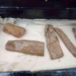 Read more about the article اكتشاف أجزاء من الهرم الأكبر محفوظة في صندوق سيجار