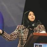 Read more about the article د . سعاد الصباح تلوم الساحر الهابط من السماء  للمصور المصرية !