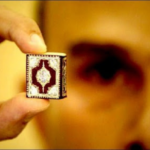 Read more about the article عندما أمتلك مركز المخطوطات أصغر مصحف في العالم