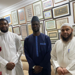 Read more about the article سفير السنغال لدى الكويت إبراهيم خليل يزور مركز المخطوطات والتراث