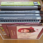 Read more about the article إهداءات د .سعاد الصباح التراثية والتاريخية لمركز المخطوطات