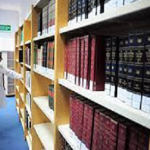 Read more about the article انتقِ الأفضل لمكتبتك من موقع مركز المخطوطات – مايو  2025