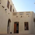 Read more about the article قرَّاء تراثنا يفضلون قصيدة بانت سعاد ومكونات البيت الكويتي