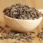 Read more about the article عشبة الكمون بين المنافع والمضار الصحية