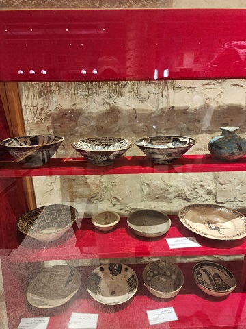 جانب من مقتنيات متحف الشيخ فيصل بن قاسم الثاني بقطر