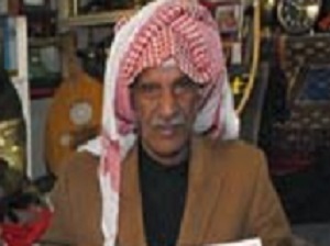 بدر زيد الصانع جامع الانتيكة والسيارات القديمة 