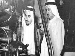 بدر خالد البدر وأمير الكويت الراحل الشيخ جابر الأحمد - يرحمهما الله