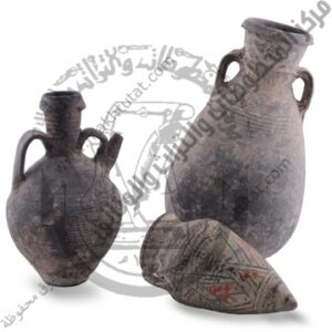 جرة فخارية عباسية - مقتنيات متحف مركز المخطوطات والتراث والوثائق بالكويت