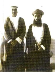 السلطان قابوس بن سعيد سلطان عُمان وبدر خالد البدر في مسقط في أغسطس عام 1970 م - يرحمهما الله