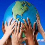 Read more about the article احذروا هذه الثلاث قبل فوات الأوان