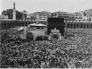 صلاة التراويح بالحرم المكي سنة 1881م