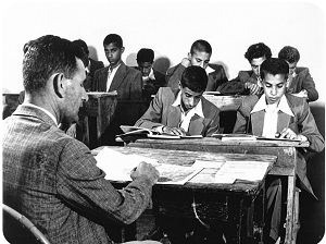 النهضة التعليمية في مدارس الكويت