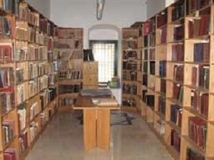 جانب من مكتبة الأقصى في القدس